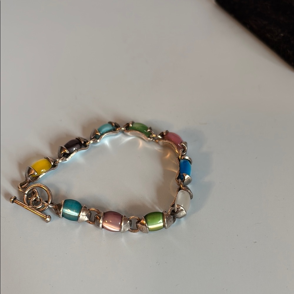 Elegant Multicolor Bracelet - Picture 3 of 4